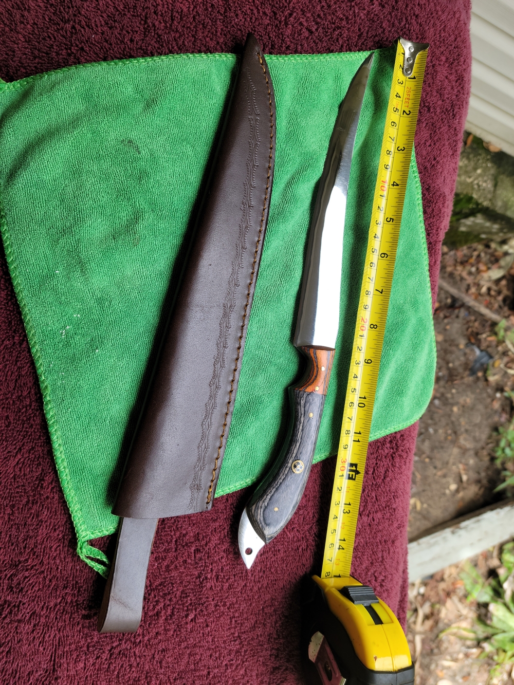 Handmade Hunting/Fillet Knife with Leather Sheath - Black & Wood Handle